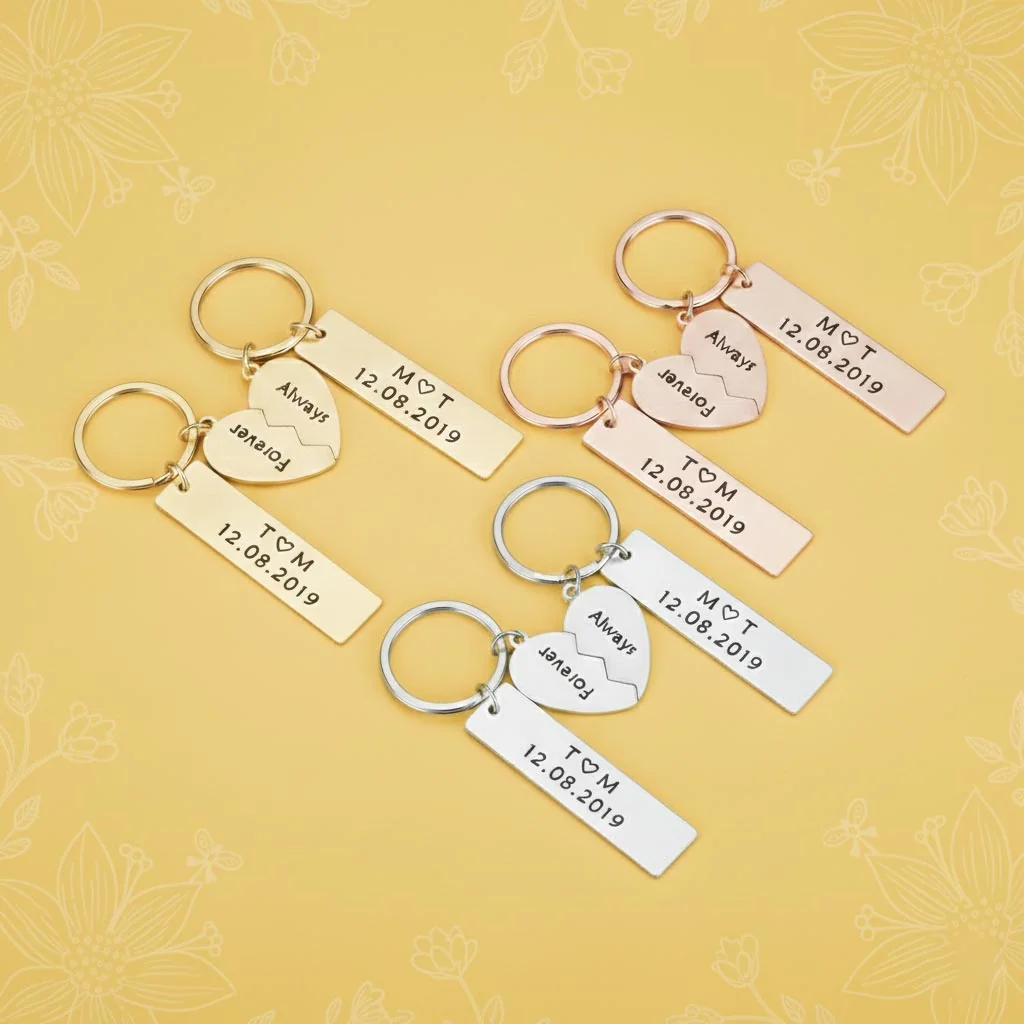 Zpics Key Ring & Heart Shaped 2 Piece Keychain Gift for Couples