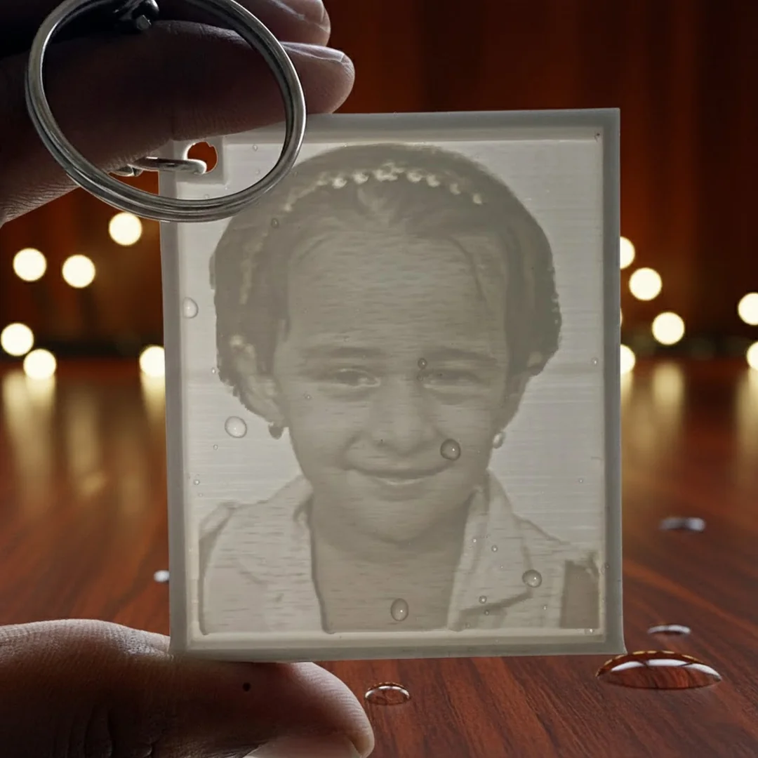 Zpics Lithophane 3D Photo Keychain